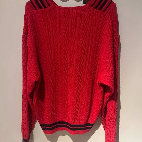 Red V-Neck Cable Knit Sweater - Picture 4 of 4